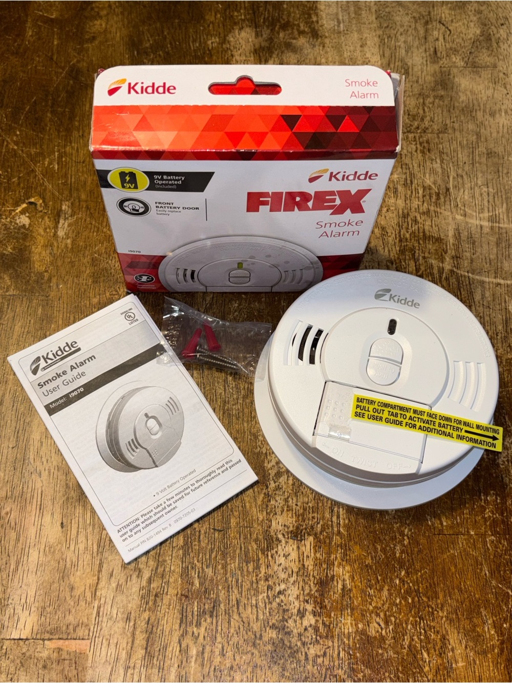 Kidde FireX i9070 9V Battery Operated Ionization Smoke Alarm